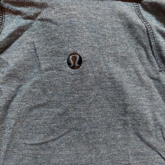 Lululemon Shirt Mens Small Gray Post Practice Polo M3A16S Stretch Performance - Picture 6 of 7